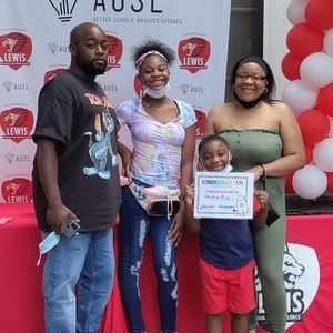 Meet your Posher, Cedric